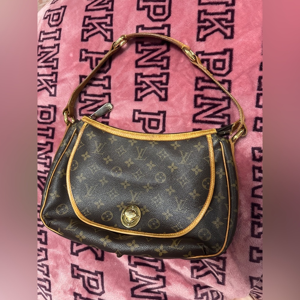 AUTHENTIC Louis Vuitton Monogram Shoulder Bag Tulum PM